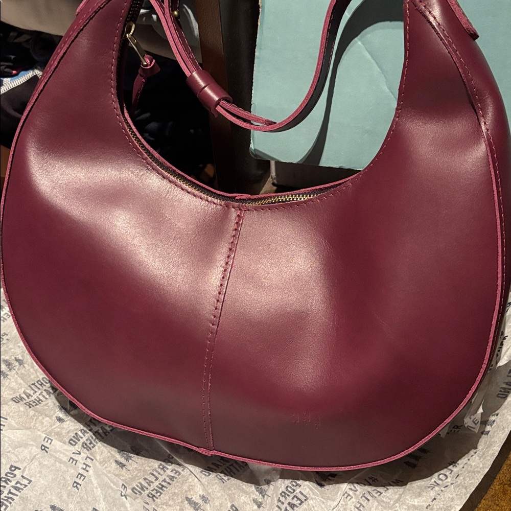 Portland Leather Deep Burgundy (lollipop) Nora Bag - Picture 11 of 12